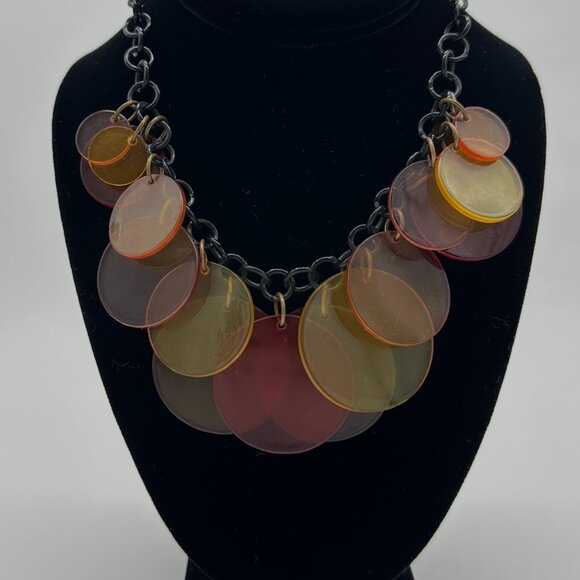 Vintage 1960s Multicolor Bakelite Bib Necklace - Picture 4 of 5